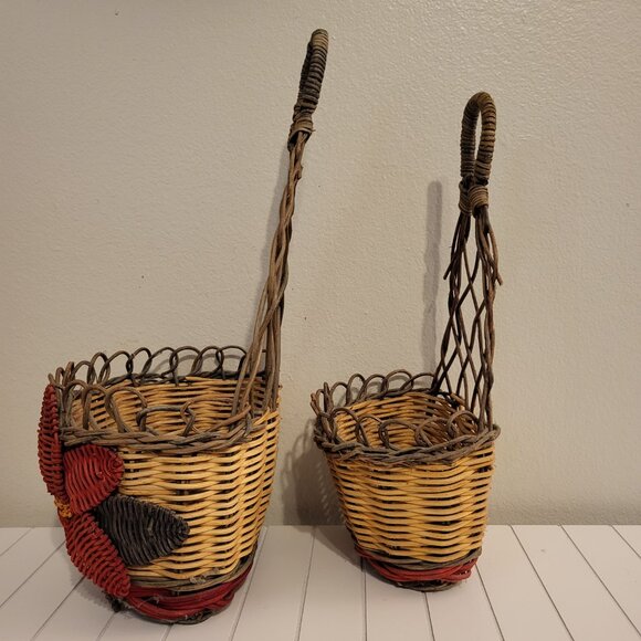 Vtg Floral Red Green Woven Wicker Rattan Wall Hanging Pocket Baskets Rustic Boho - Picture 8 of 8